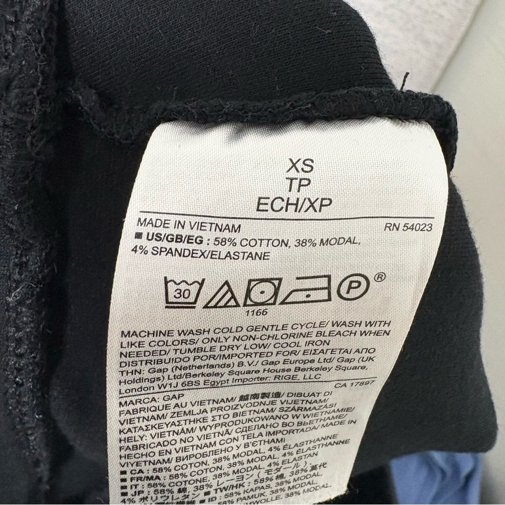 GAP Women’s Maternity Black Slim Fit Legging Pants Size XS Casual Everyday - Picture 7 of 11